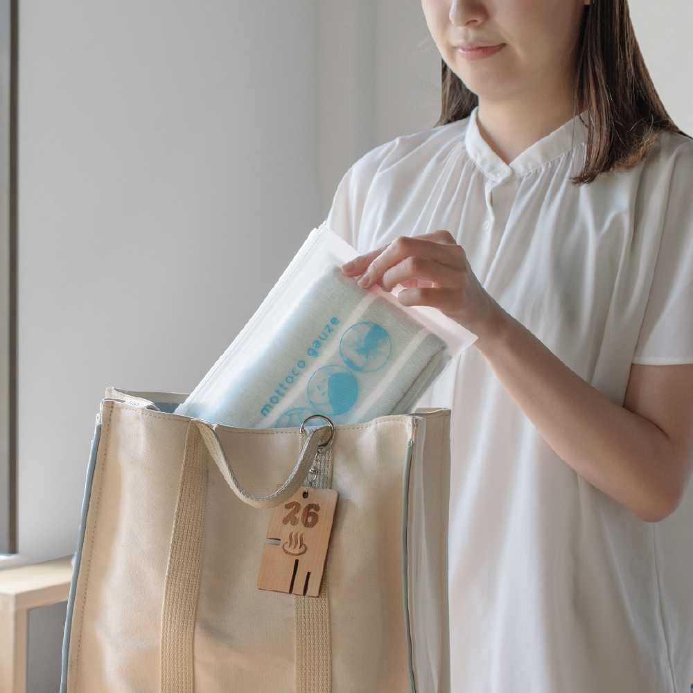 今治ガーゼタオル mottoco gauze 今治タオル ガーゼタオル フェイスタオル 温泉タオル 旅行用タオル 携帯用タオル イメージ